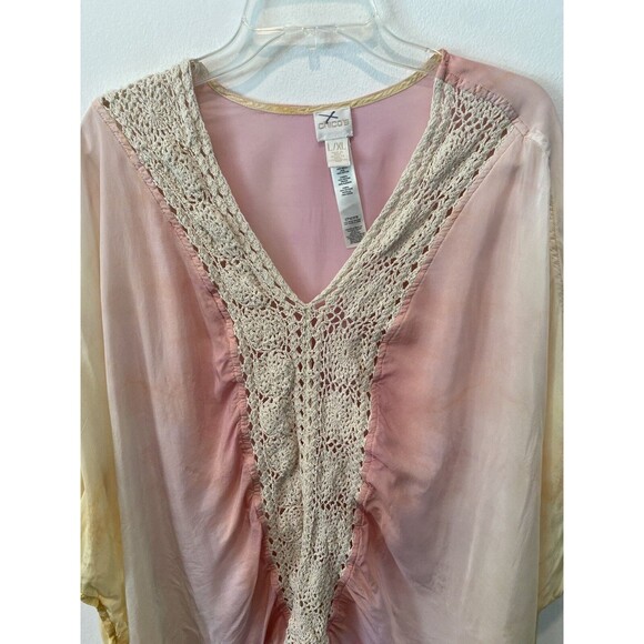 Chico's Women’s L/XL Boho Lace V-Neck Kimono Top Powder Yellow and Pink Cover-up - Picture 2 of 9